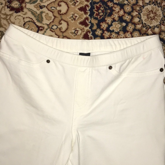 NWOT Hue Capri Legging - Picture 5 of 5